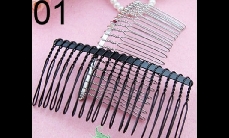 01 Black / Silver metal comb (around 8cm x 4cm)