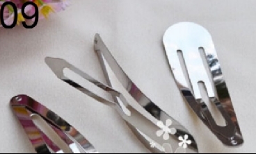 09 Silver metal snap barrette (around 9cm x 2.3cm OR 5cm x 1.3cm)