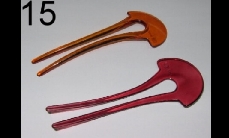 15 Pink / Orange fan-shape plastics grip (around 4.5cm x 11cm)